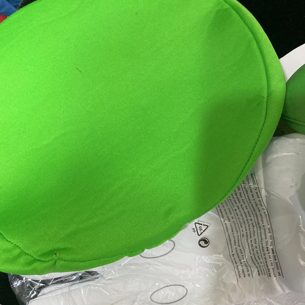 Nintendo Luigi accesories - Picture 6 of 7